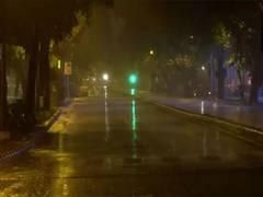 
      
      Heavy rain lashes parts of Delhi-NCR 
      
      