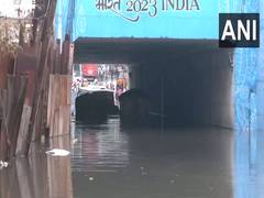 
      
      Delhi govt convenes emergency meeting after heavy rains
      
      