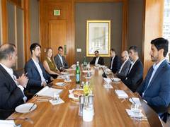 
      
      Al Zeyoudi visits Silicon Valley to strengthen UAE-US ties
      
      