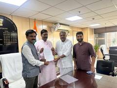 
      
      NDA delegation urges justice for Kallakurichi hooch tragedy victi
      
      