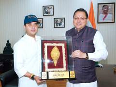 
      
      Uttarakhand CM meets Union Minister Jyotiraditya Scindia in Delhi
      
      
