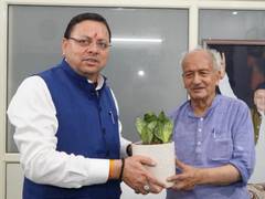
      
      Pushkar Singh Dhami meets former Uttarakhand CM Bhagat Koshyari
      
      