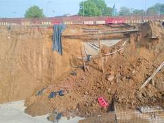 
      
      Delhi-Gurugram traffic will remain affected for 3-4 days on NH-48
      
      