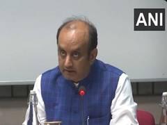 
      
      Sudhanshu Trivedi slams Rahul Gandhi's speech
      
      