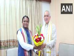 
      
      Odisha CM Majhi meets state's law minister in Bhubaneswar
      
      