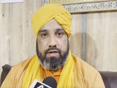 
      
      There is no mention of ‘Abhayamudra’ in Islam: Naseruddin Chishty
      
      