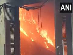 
      
      Uttarakhand: Fire breaks out at warehouse in Haridwar
      
      