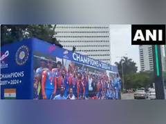 
      
      Bus for Team India’s victory parade reaches Marine Drive
      
      