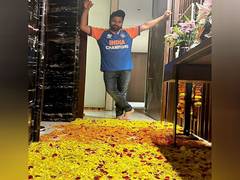 
      
      Rohit Sharma receives warm welcome at 