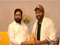 
      
      T20 World Cup champion Rohit Sharma meets Maharashtra CM Shinde
      
      