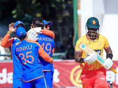 
      
      India's disciplined bowling restrict Zimbabwe to 115/9
      
      