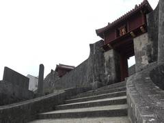 
      
      Shimizu Corporation helps rebuild Shuri Castle 
      
      