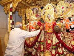 
      
      Gujarat CM Bhupendra Patel offers prayer at Jagannath Puri Temple
      
      