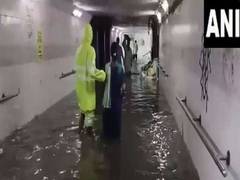 
      
      Mumbai rains: NDRF deploy teams to 'avert' flood-like situation
      
      