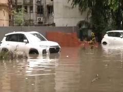 
      
      Mumbai University cancels exams scheduled for today due to rains
      
      