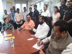 
      
      CM Eknath Shinde chairs meeting as rains lash Mumbai
      
      