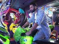 
      
      Vicky Kaushal, Ammy Virk enjoy bike race while promoting Bad Newz
      
      