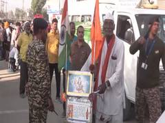 
      
      J-K: Another batch of pilgrims leaves for Amarnath Yatra
      
      
