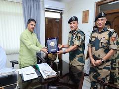 
      
      BSF Eastern Command ADG visits Tripura frontier
      
      