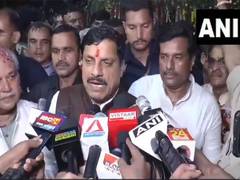 
      
      MP CM Mohan Yadav participates in Jagannath Rath Yatra in Gwalior
      
      