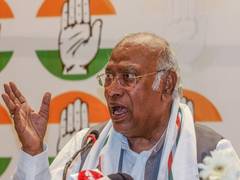 
      
      Mallikarjun Kharge condemns attack on former US Prez Donald Trump
      
      