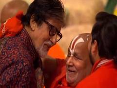 
      
      Amitabh Bachchan seeks blessings from Swami Rambhadracharya
      
      