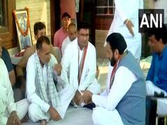 
      
      Haryana CM Saini meets family of soldier killed in Kulgam attack
      
      