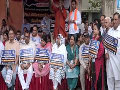 
      
      BJP workers stage protests against Delhi CM over power tariffs
      
      