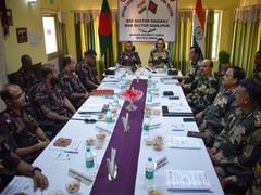 
      
      India-Bangladesh border forces hold meeting
      
      