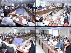 
      
      Telangana CM announces Rs 1 lakh loan waiver for eligible farmers
      
      