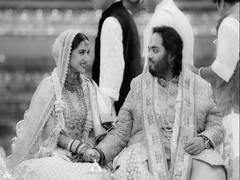 
      
      Newlyweds Anant-Radhika receive grand welcome in Jamnagar
      
      