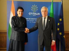 
      
      Minister Piyush Goyal holds meetings to increase bilateral trade
      
      