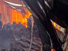 
      
      Andhra: Fire breaks out at factory in Anakapalle district, 1 dead
      
      
