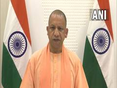 
      
      Train from Chandigarh to Dibrugarh derails in Gonda, CM Yogi take
      
      