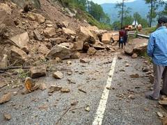 
      
      Tanakpur Champawat National Highway blocked due to falling debris
      
      