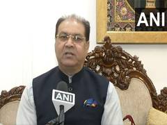 
      
      Political leaders react to Kanwar Yatra guideline
      
      