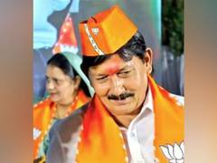 
      
      BJP MLA writes CM Yadav to make rules to display shopkeeper name
      
      