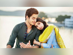 
      
      Ishaan Khatter recalls working in 'Dhadak'
      
      