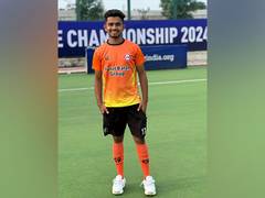
      
      Vishal, Sanika to lead Hockey Maharashtra
      
      