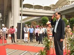 
      
      Finance Commission Chairman accorded with Guard of Honour 
      
      
