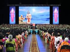 
      
      Gita Utsav reverberates across US as thousands learn Gita values
      
      