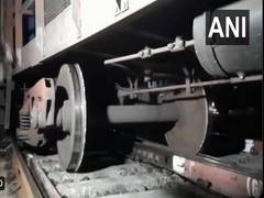 
      
      Guard bogie of goods train derails in West Bengal’s Ranaghat
      
      