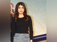 
      
      Funeral held for Krishan Kumar's daughter Tishaa
      
      