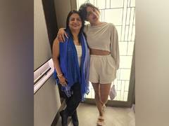 
      
      Priyanka Chopra enjoys home-cooked meal by mom Madhu Chopra
      
      