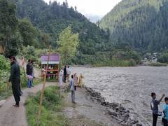 
      
      1.08 cr tourists visited JK post abrogation Article 370 till June
      
      