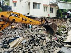 
      
      Maharashtra: Wall collapses amid rain in Pimpri Chinchwad
      
      