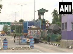 
      
      Trade from ICP Fulbari Indo-Bangladesh International border start
      
      