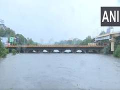 
      
      Heavy rainfall forces release of water from Khadakwasla Dam
      
      