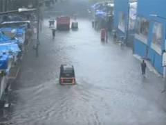 
      
      Maharashtra: IMD issues alert for heavy rainfall till tomorrow
      
      