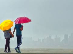 
      
      Mumbai Weather: City expected to receive moderate to heavy rain
      
      